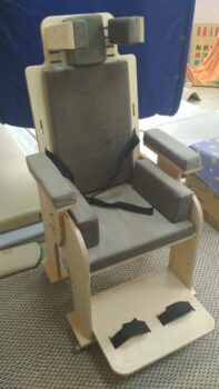 8 стульев для Адлерского реабилитационного центра