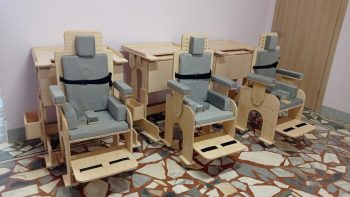 Три парты и три стула для БУ ЧР «Кугесьский детский дом-интернат для умственно отсталых детей»