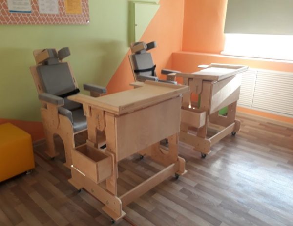 Парты и стулья для Багряниковской школы-интерната