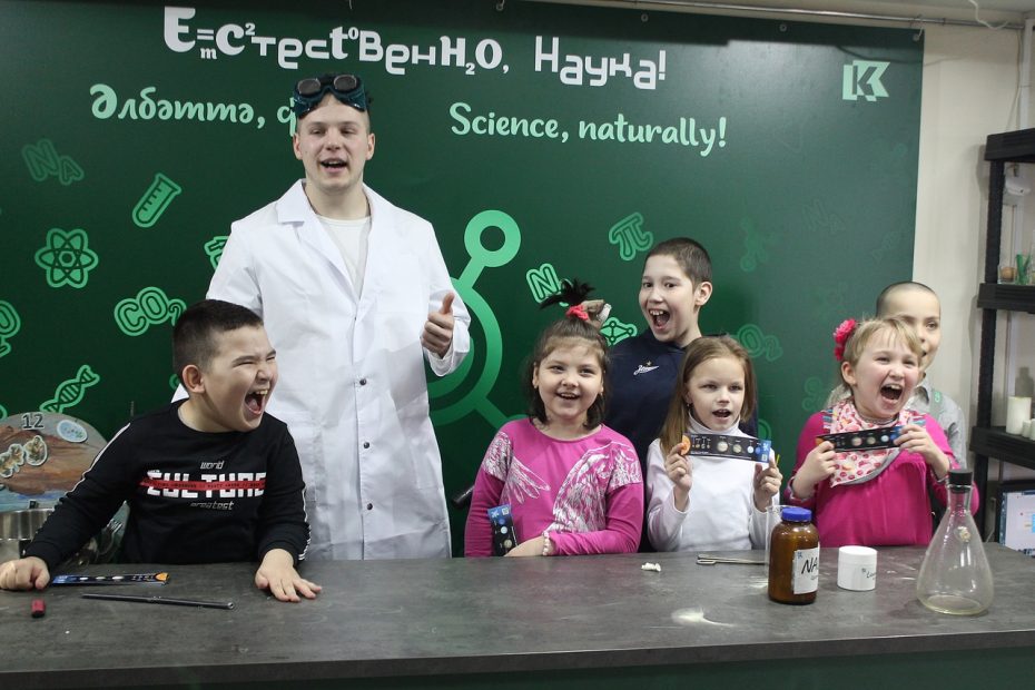 «Естественно, наука!» познакомила детей с экспериментами