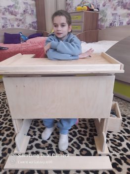 Специализированные парты «Мечта» для Азалии и Алеши