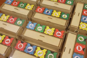 Игрушки от «WoodLandToys» для особенных малышей