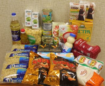 Были переданы 50 продуктовых наборов