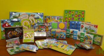 WoodLandToys подарил особенным ребятам деревянные игрушки