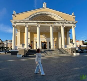 Наши подопечные посетили спектакль "Отосланные письма" в театре Кариева