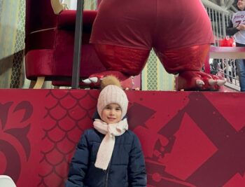 Футбол объединяет сердца!