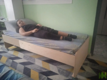 Новые кровати для Эльнура и Ники: тепло и уют в каждый дом!