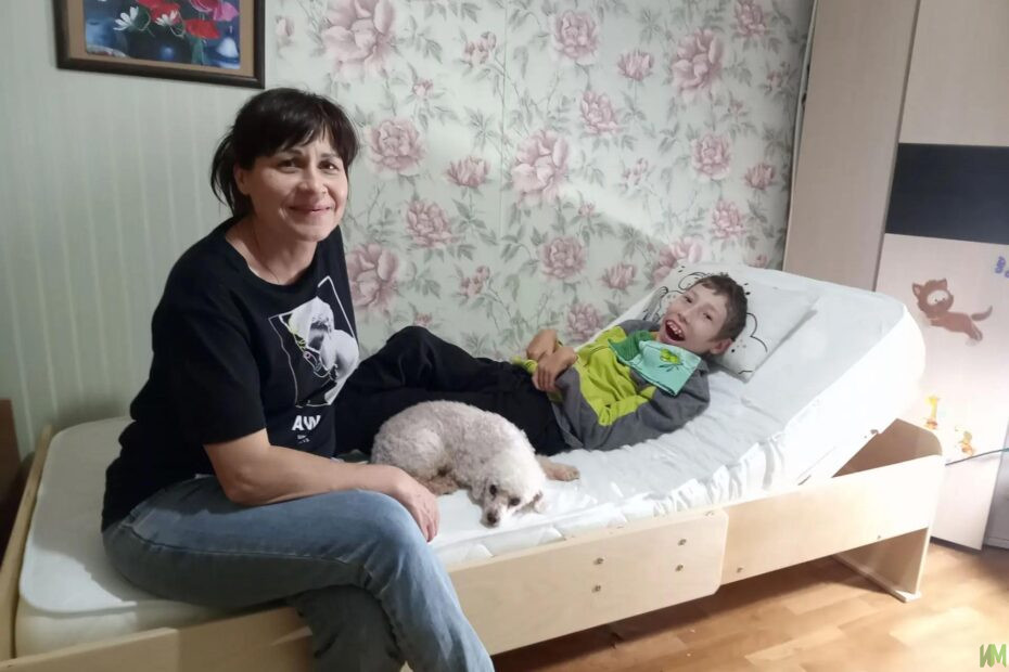 Дети с ОВЗ получили кровати «Мечта»